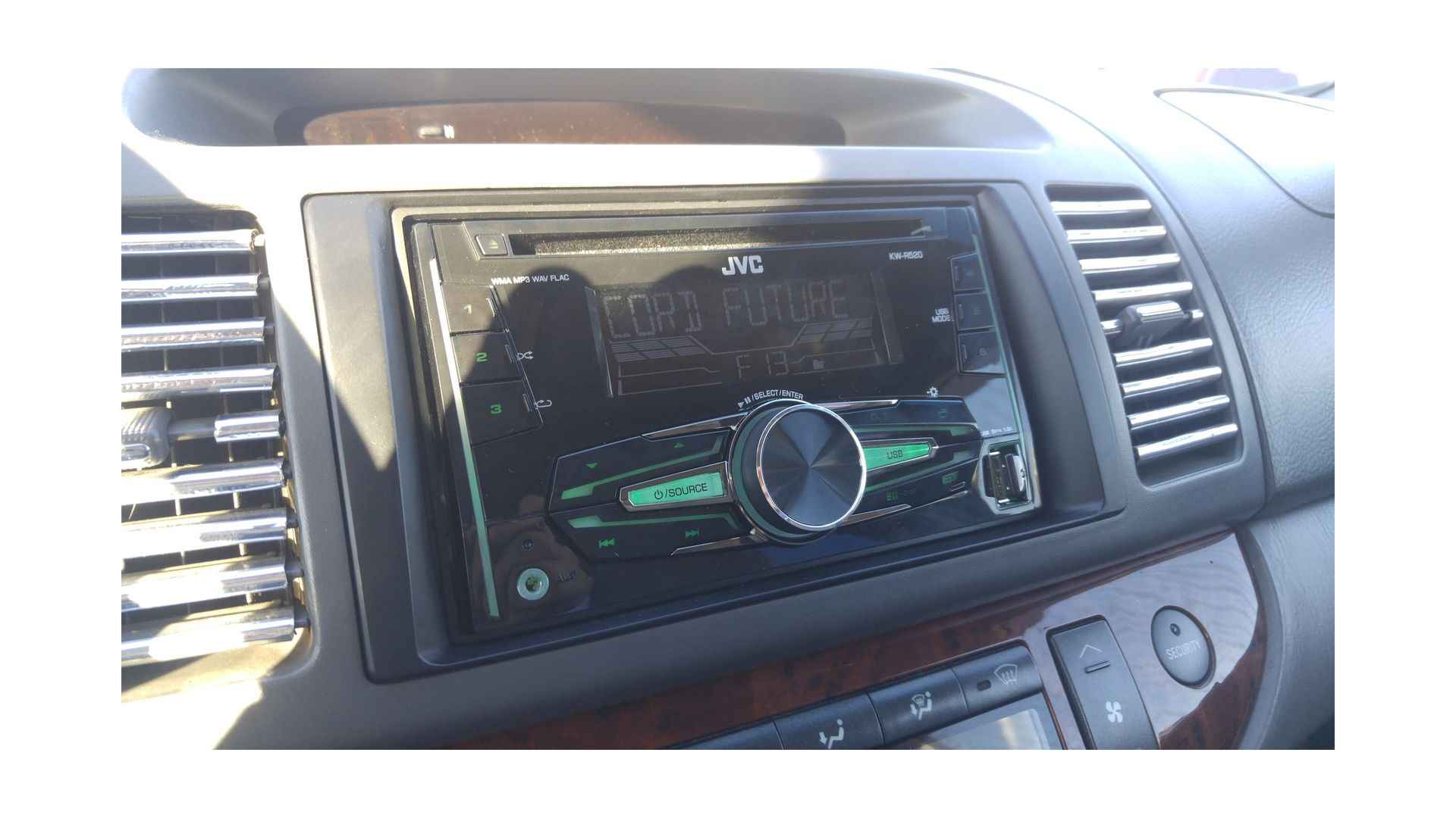 Переходная рамка для Toyota Camry 01-06 2DIN