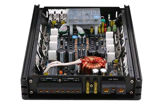 Ural AKM 4.70 усилитель