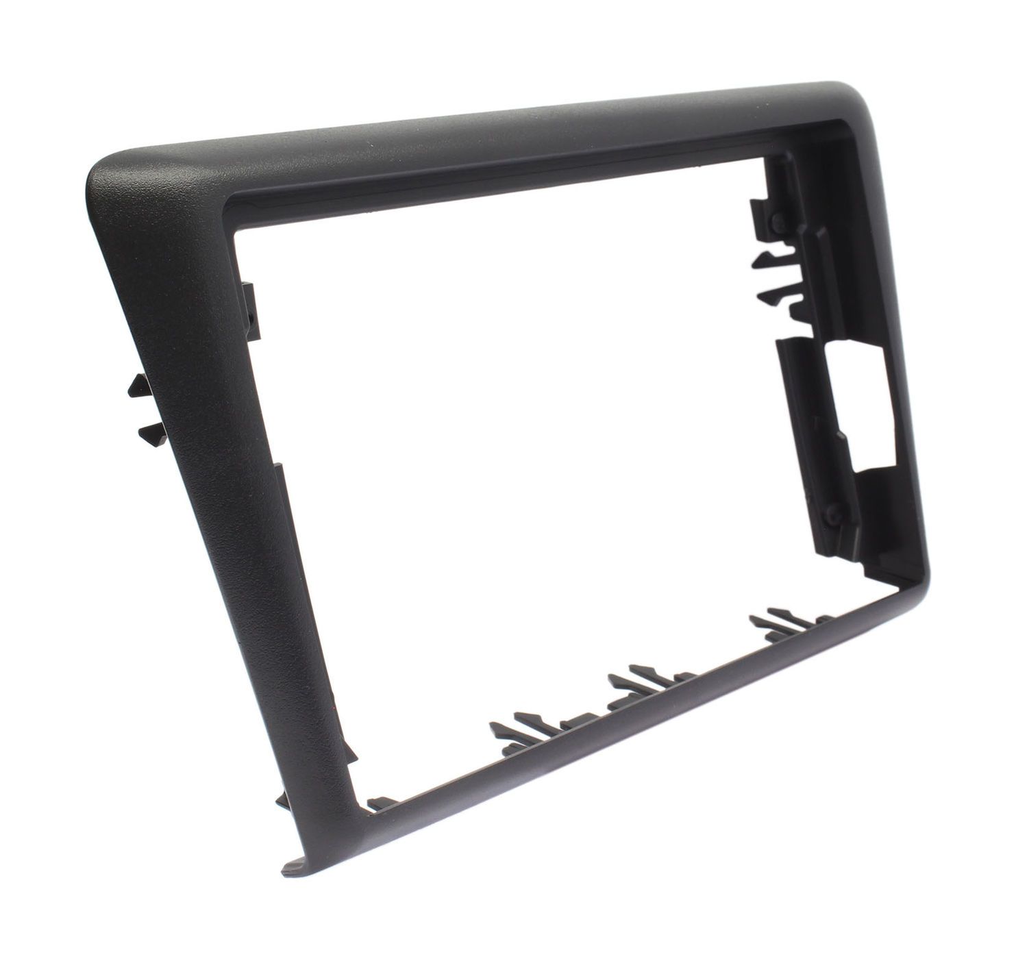 Рамка SK033N в Skoda Rapid 2012-2019 9