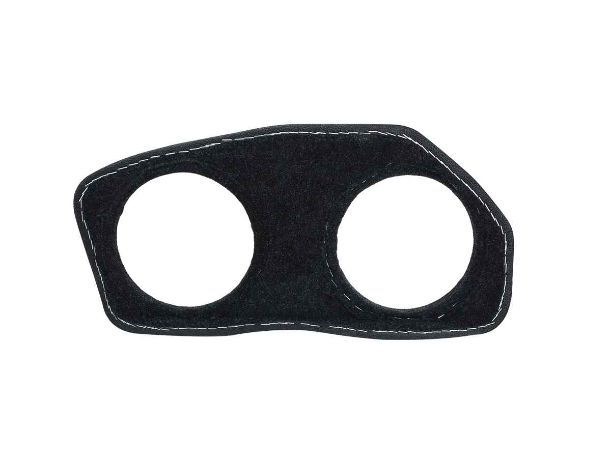 AURA Подиум ВАЗ Priora (винил стандарт) 20