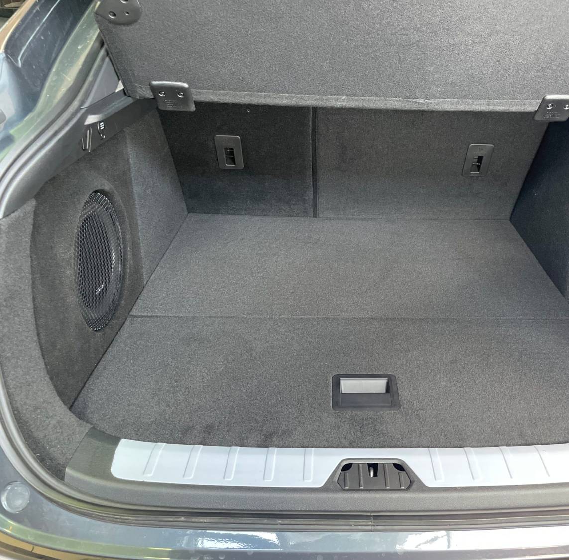 Короб стелс Geely Tugella ver.1 левая сторона