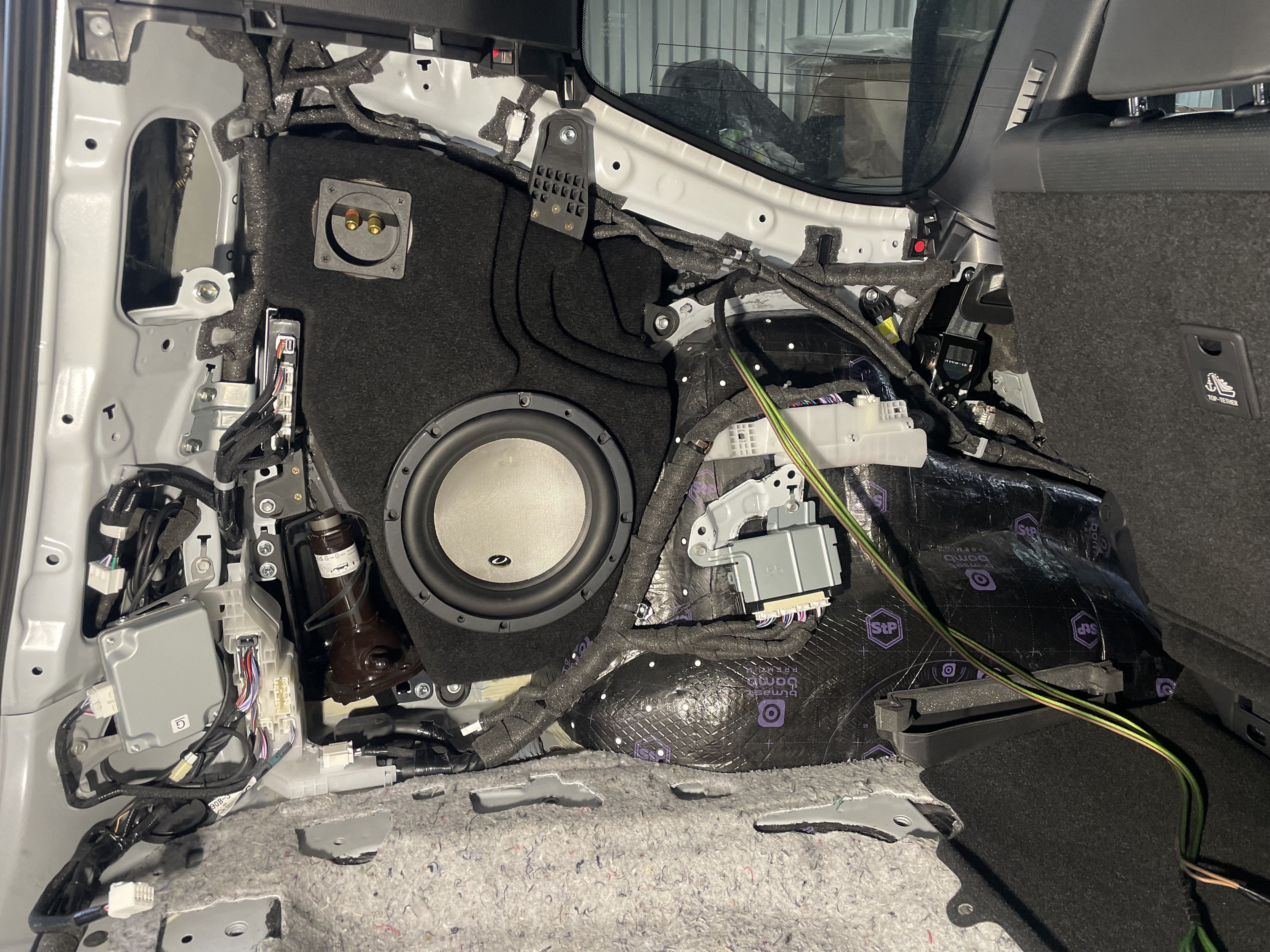 Короб стелс Toyota Land Cruiser 300 ver.1