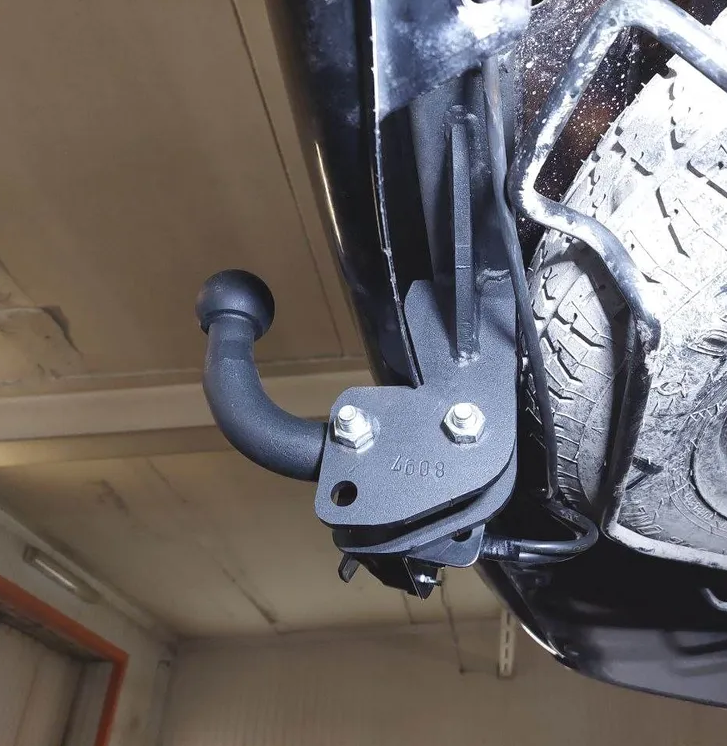 Фаркоп Halty HStr07- для Honda Stream II поколение 2WD/4WD 2006-2014, условно съемный шар (тип A)