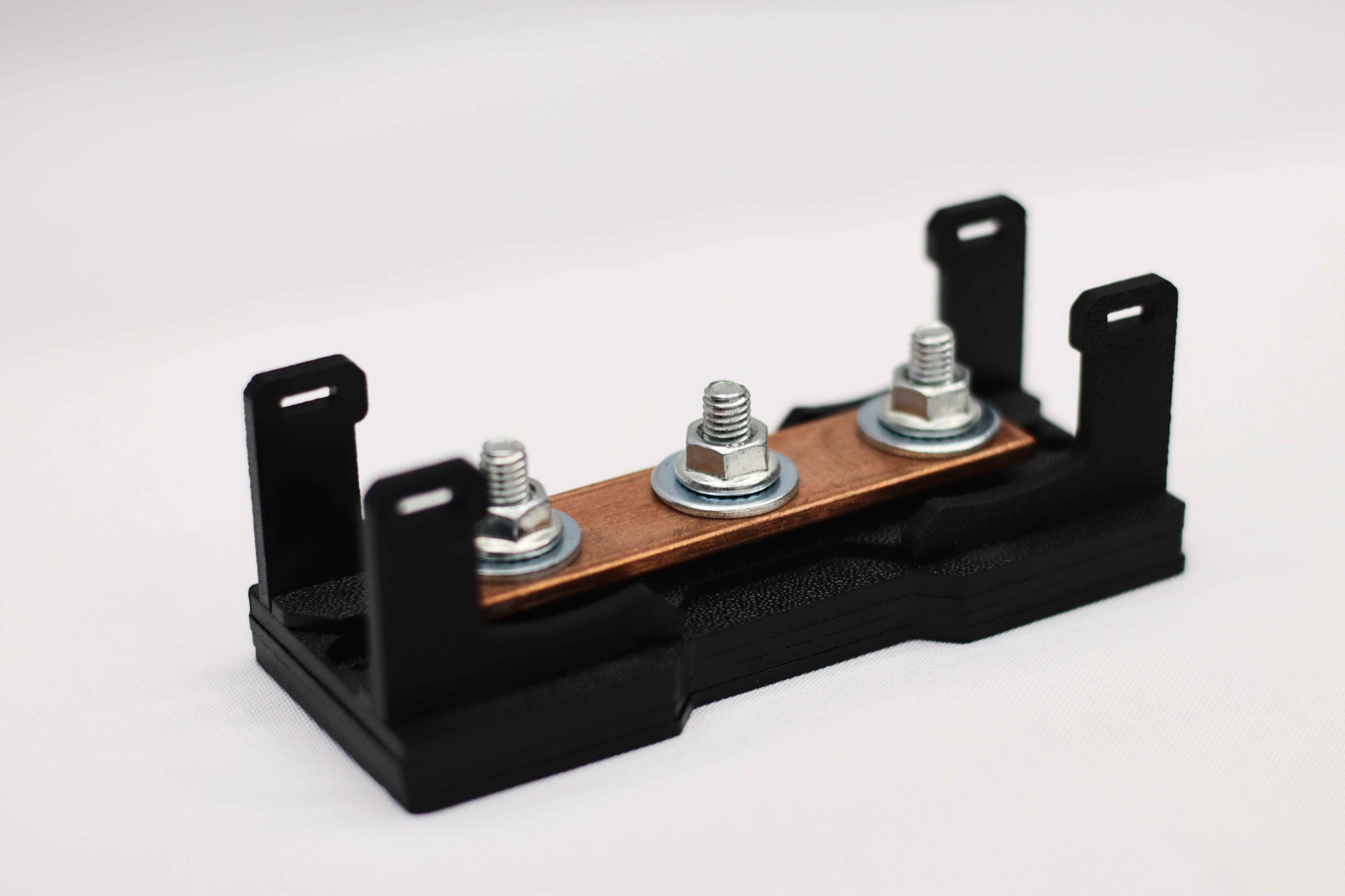 Дистрибьютор питания 3-канальный.(минус mini)