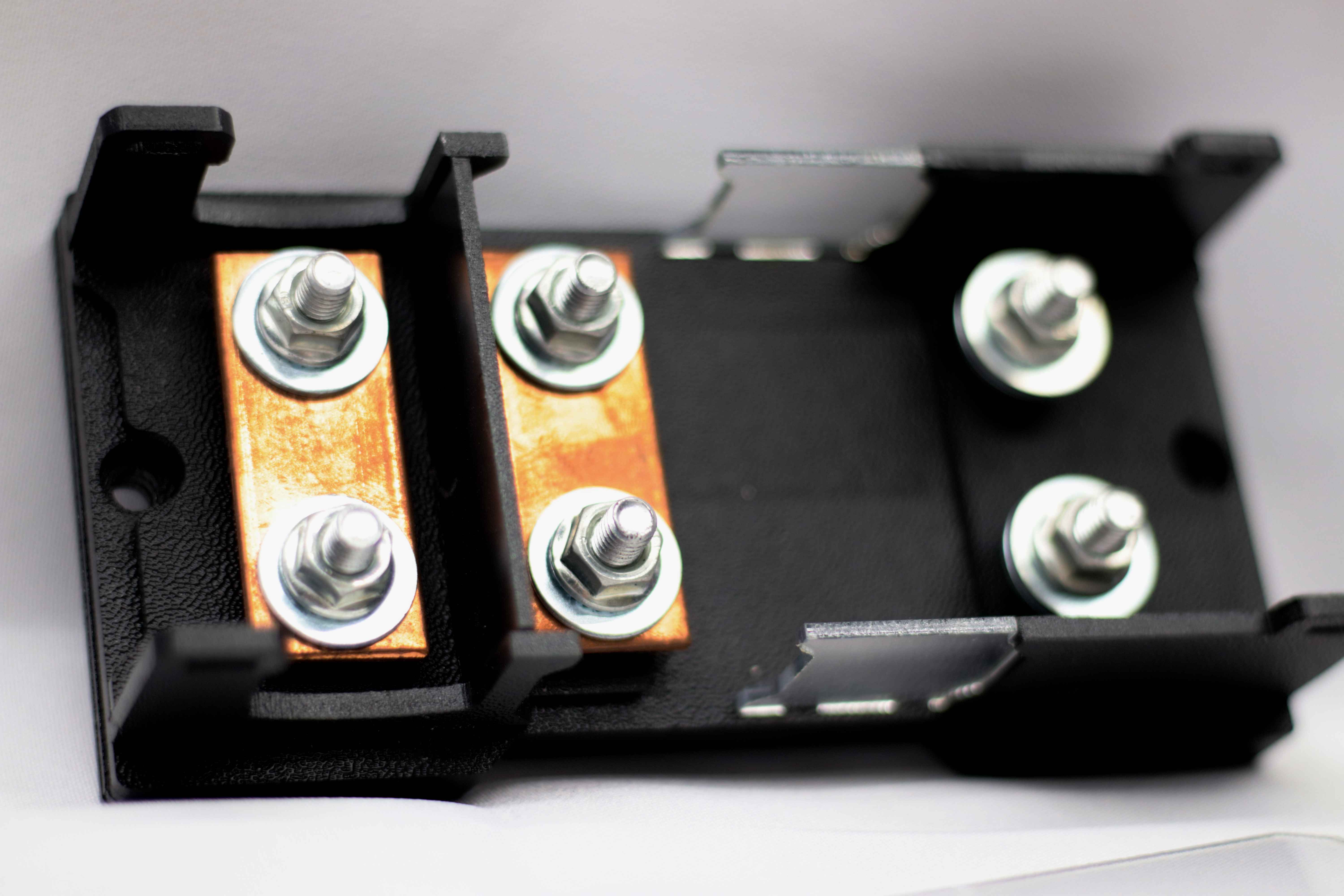 Дистрибьютор питания ANL биполярный 2-канальный