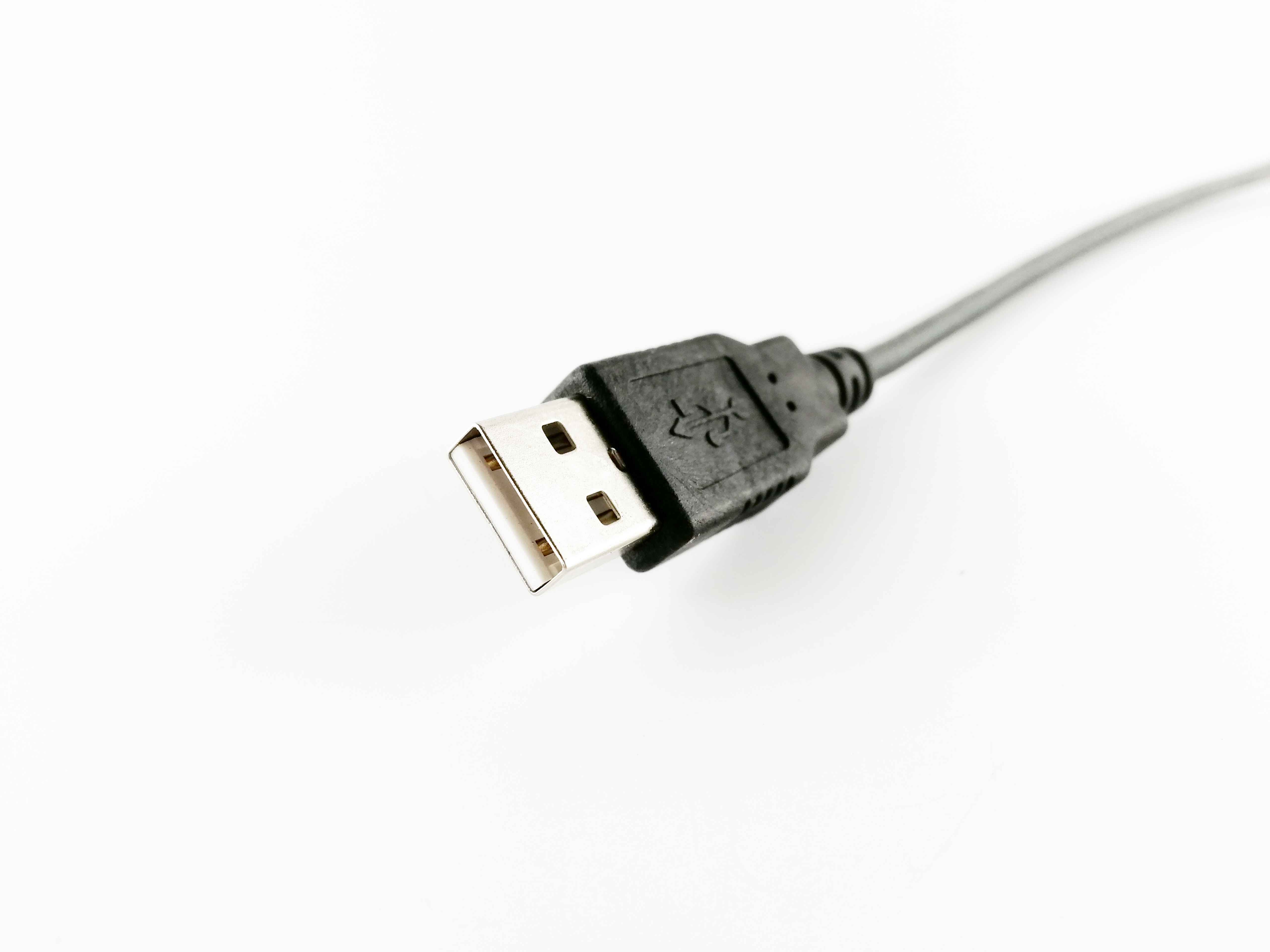 USB разъем в штатную заглушку для Honda