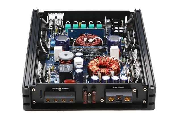 Ural AKM 1.700 усилитель