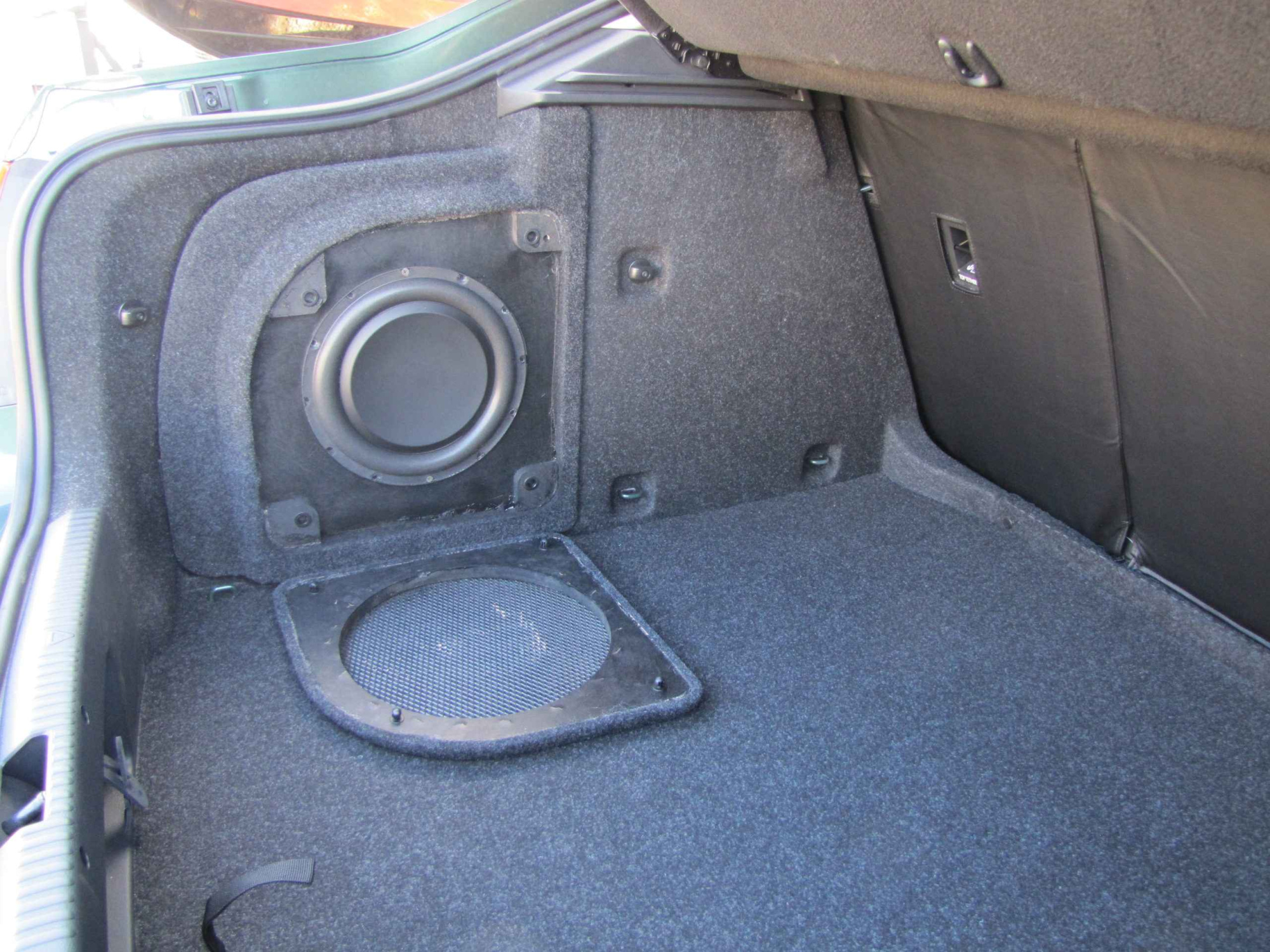 Короб стелс Skoda Octavia A7 с крышкой 2013-2020