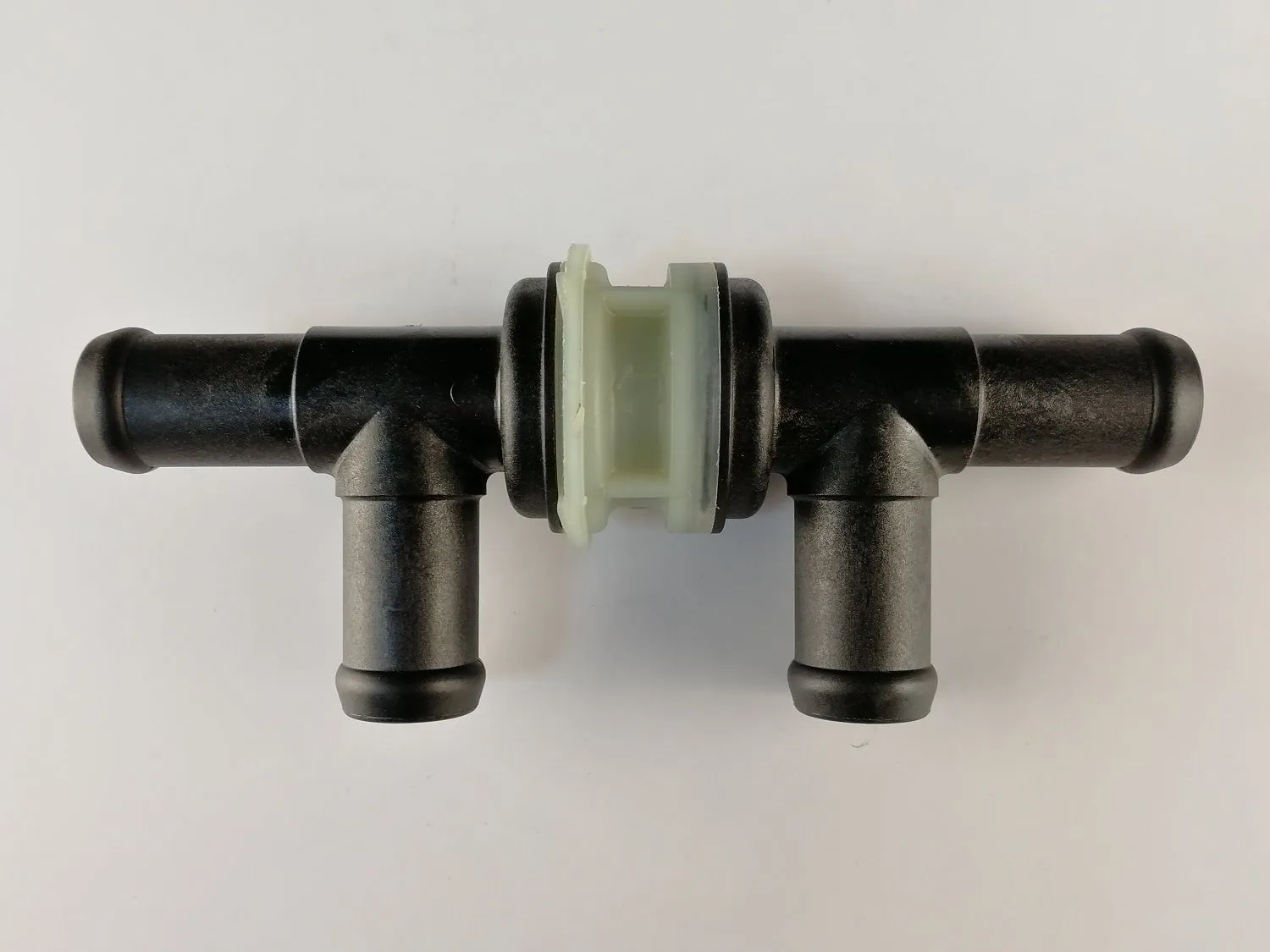 Webasto 12780A клапан обратный  с 4-мя патрубками 18 мм