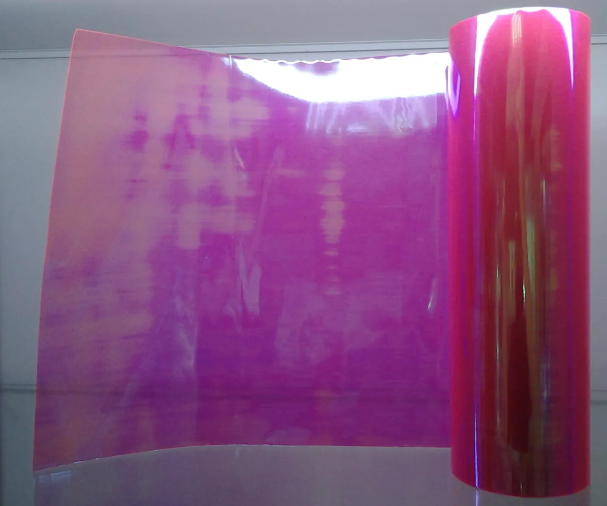 Пленка для фар хамелеон розовая (0,3х10м)