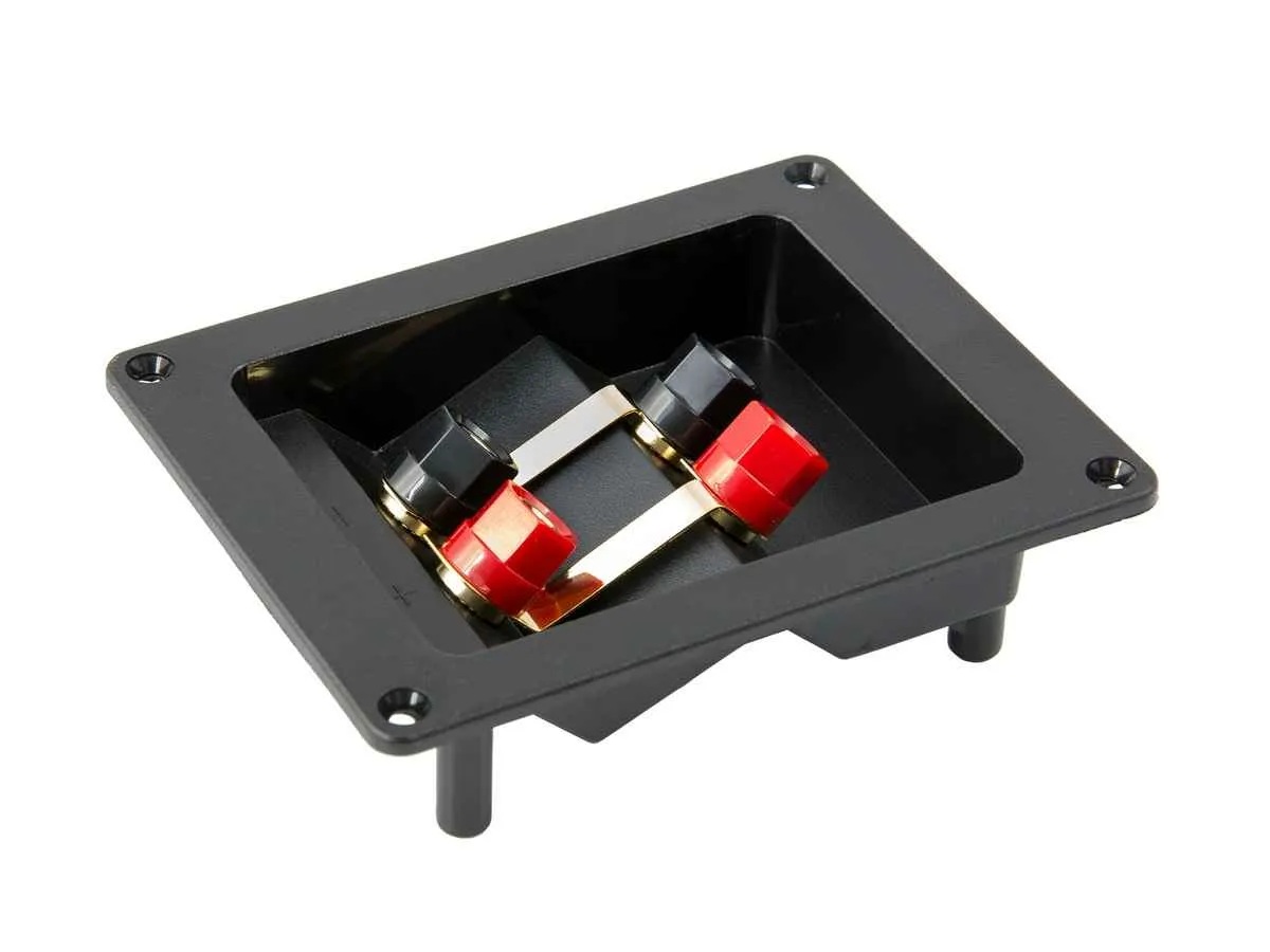 Aura WTB-931P Терминал для подключения сабвуфера